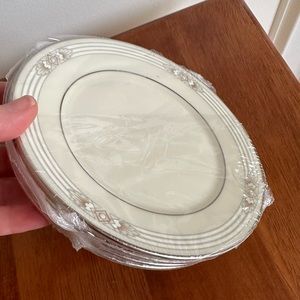 Lenox Silver Springs Plates Metropolitan Collection Set of 4 Porcelain China